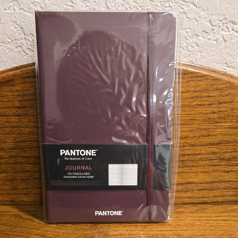 Pantone Purple Trendsetters Journal